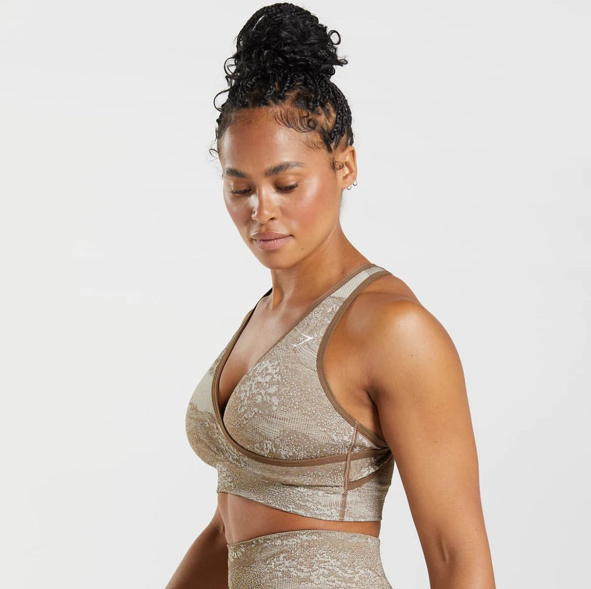 Adapt camo seamless sport bra