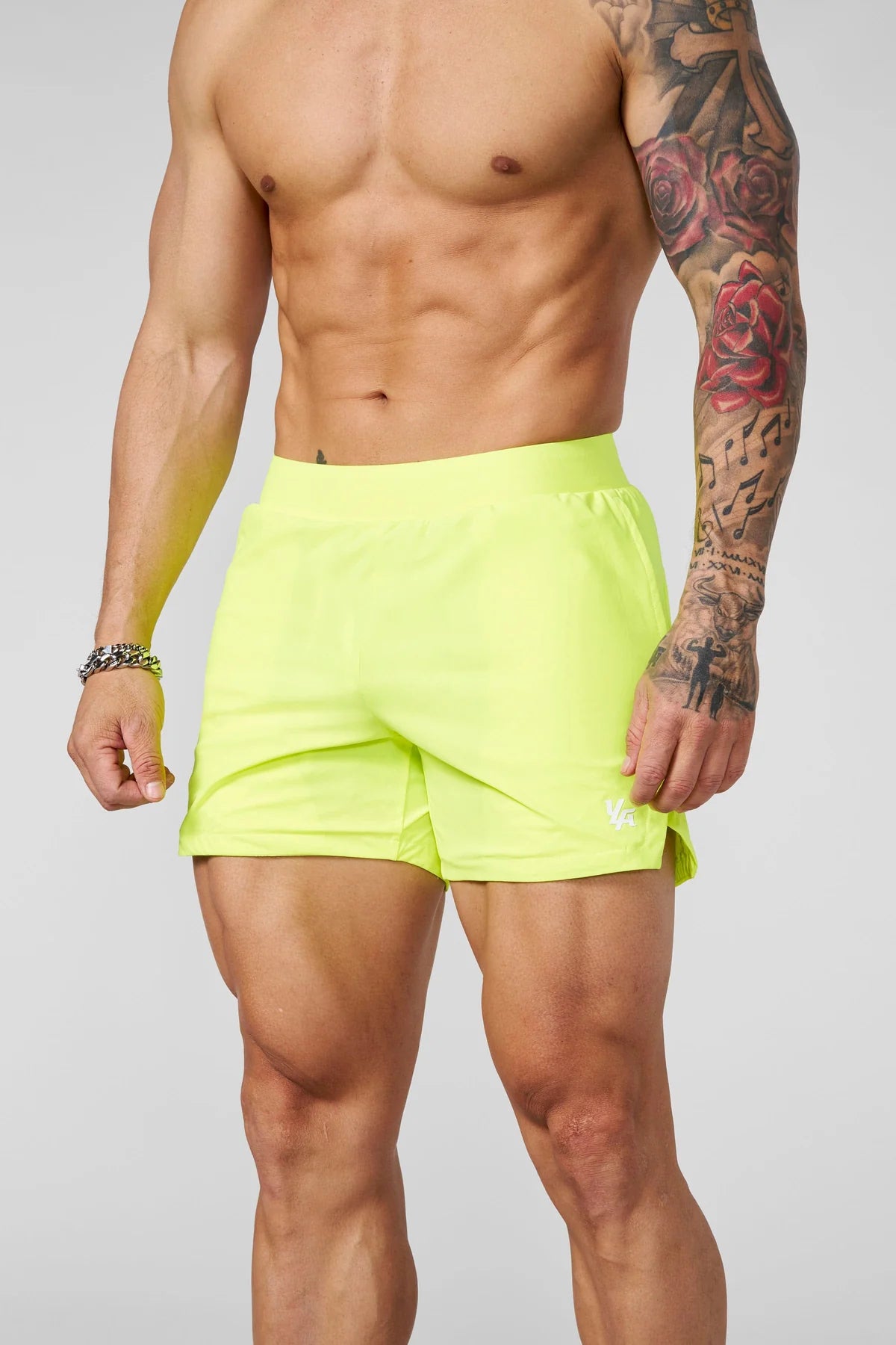 CORE TRAINING SHORTS 1018