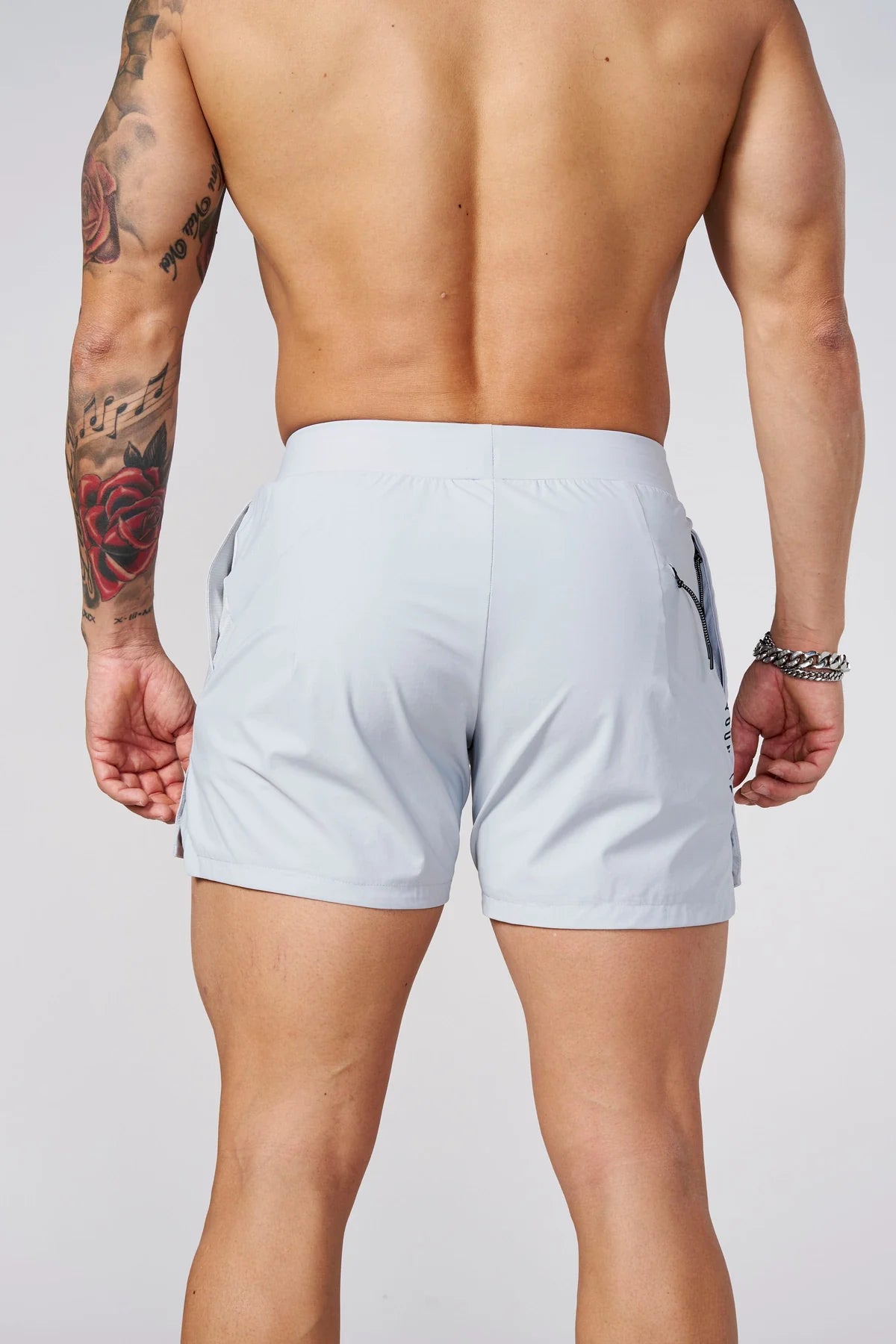 CORE TRAINING SHORTS 1018