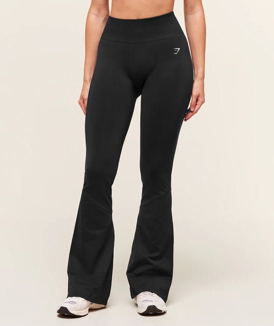 EVERYDAY SEAMLESS FLARED LEGGING