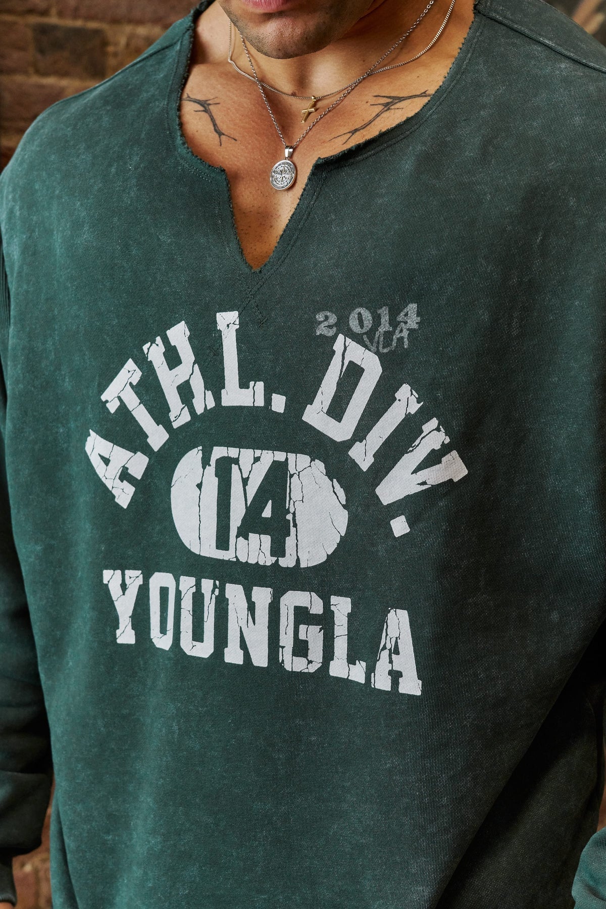 GOLDEN ERA PUMP COVER CREWNECK 8098