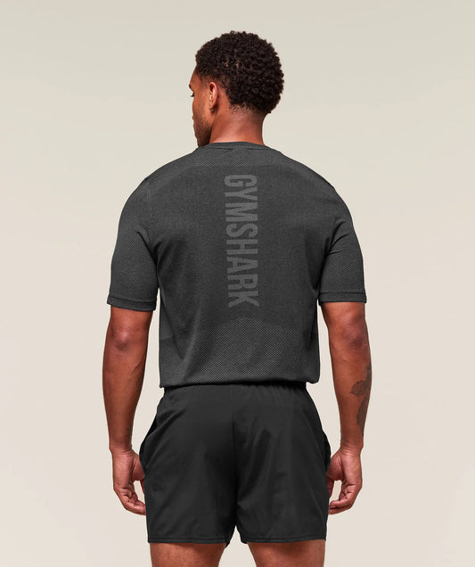 LIGHTWEIGHT SEAMLESS T-SHIRT