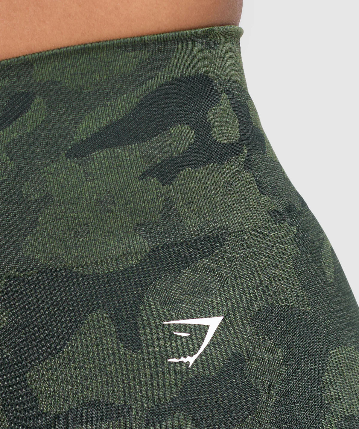 Adapt camo seamless short