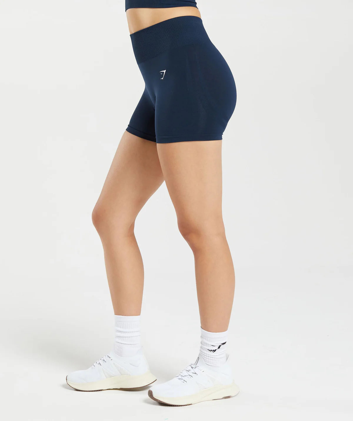 Everyday seamless short