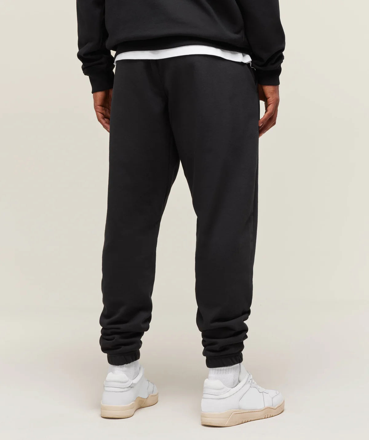ESSENTIAL OVERSIZED JOGGERS