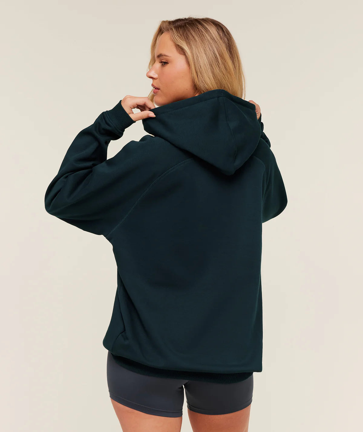 TRAINING OVERSIZED FLEECE HOODIE