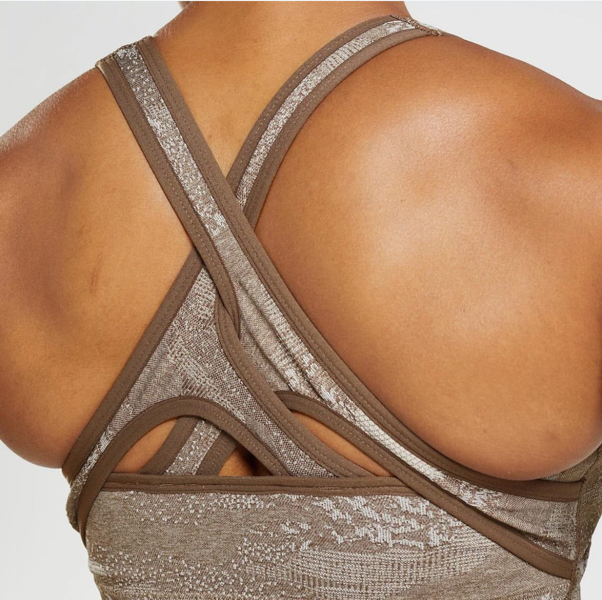 Adapt camo seamless sport bra