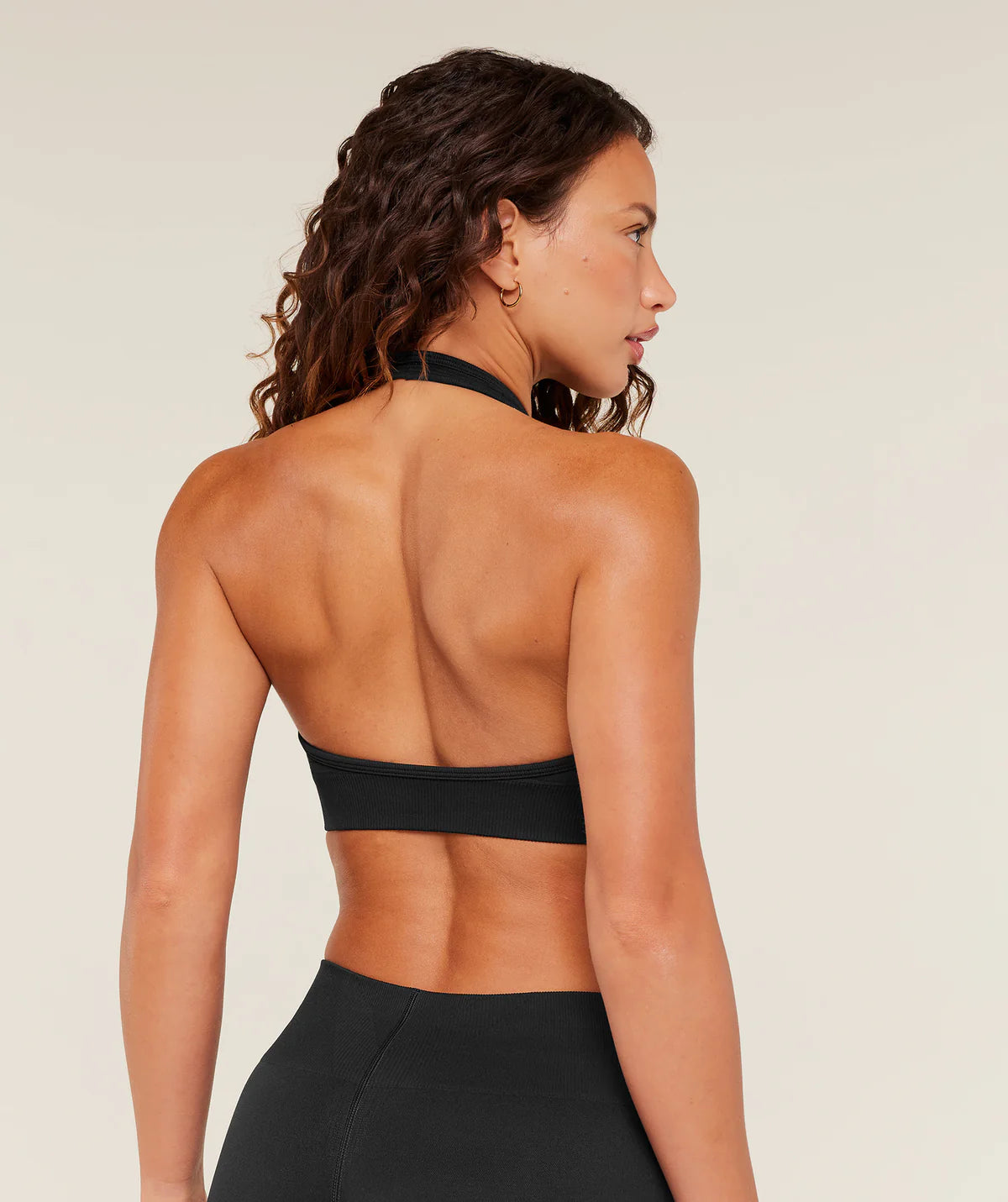 STEEL SEAMLESS HALTER NECK BRA