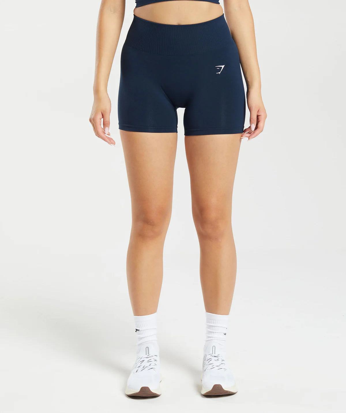 Everyday seamless short